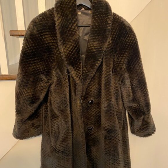 Vintage Faux Fur Coat - Picture 3 of 5